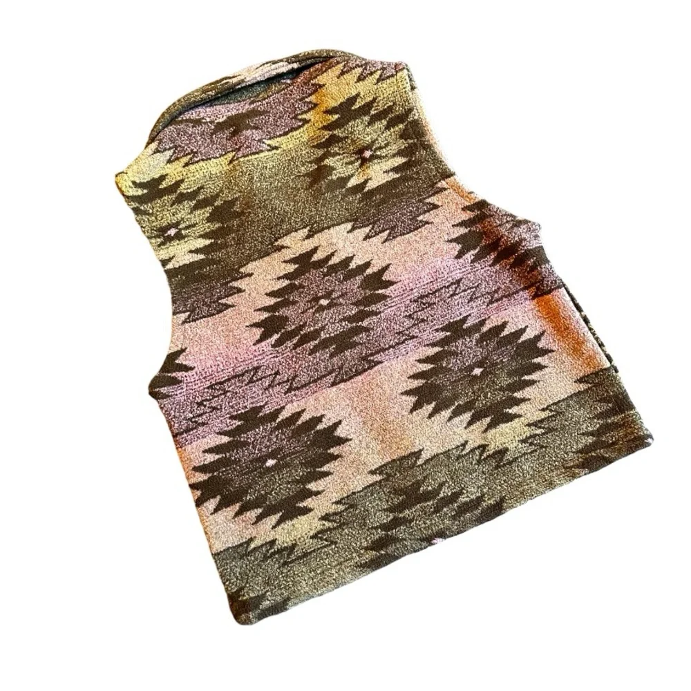 Black Mountain Outdoor Zip Up Aztec Vest Small